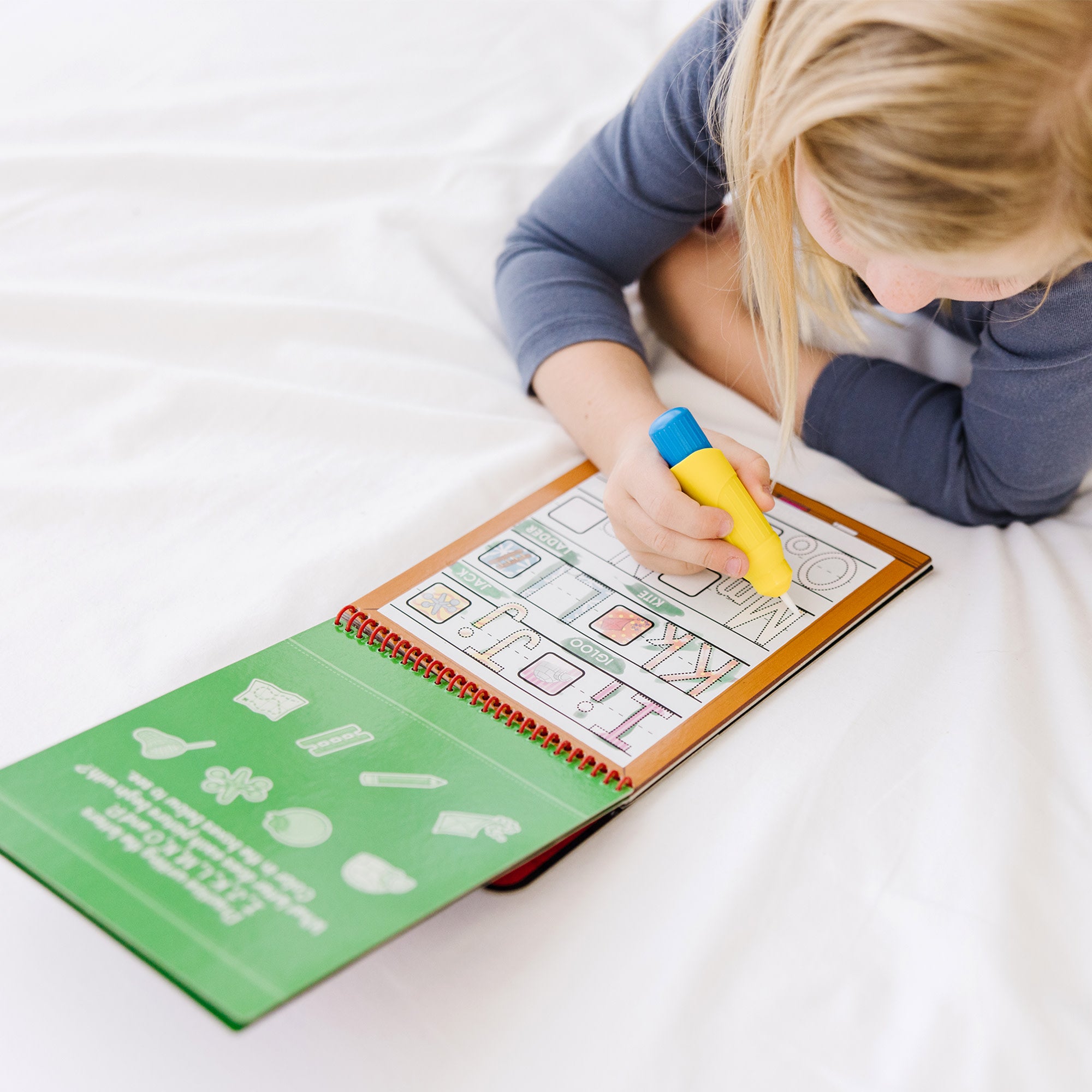 Water Wow! Water-Reveal Activity Pad - Alphabet - Image 5