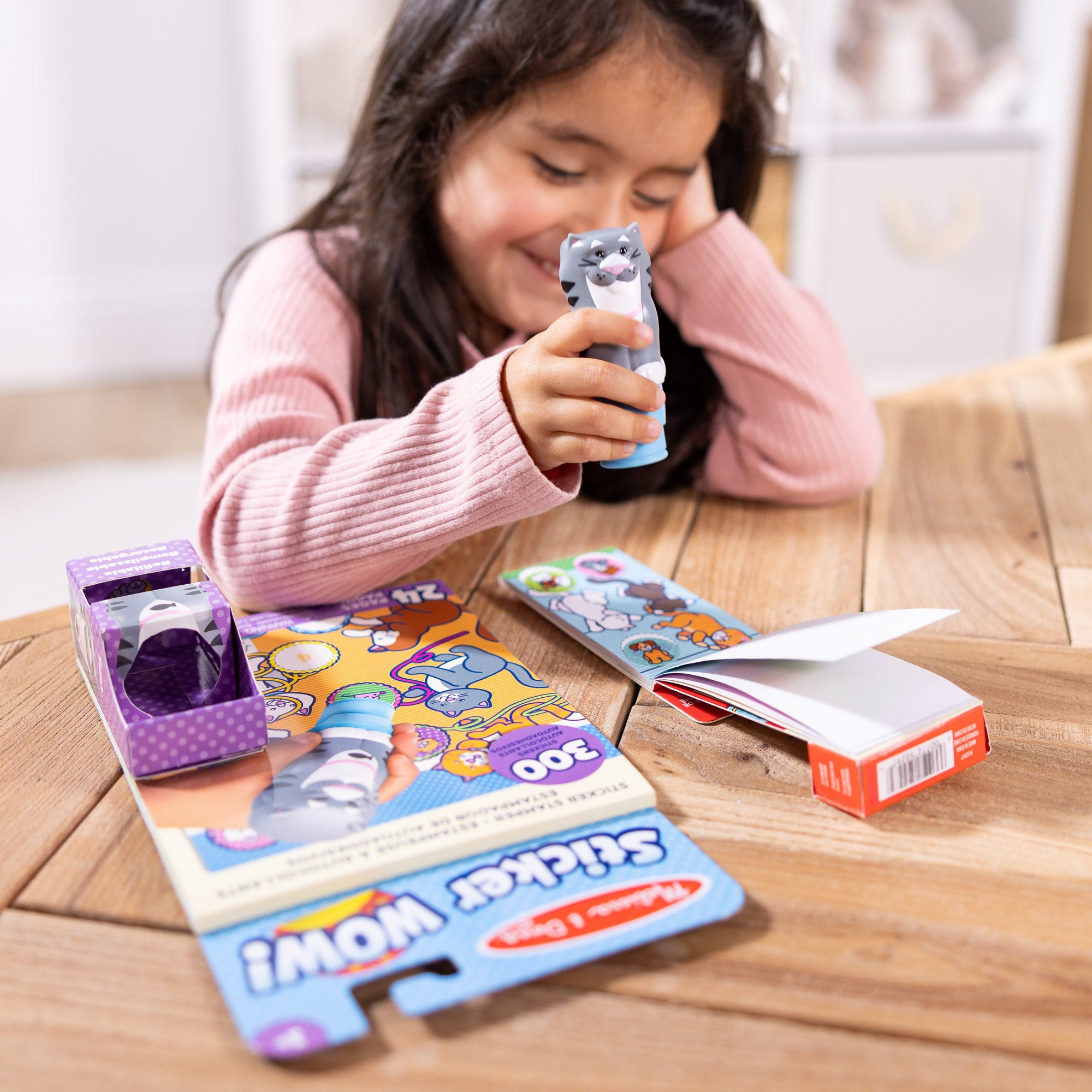 Sticker WOW!™ Cat Bundle: Activity Pad & Sticker Stamper + Mini Activity Pad and 200 Refill Stickers - Image 7