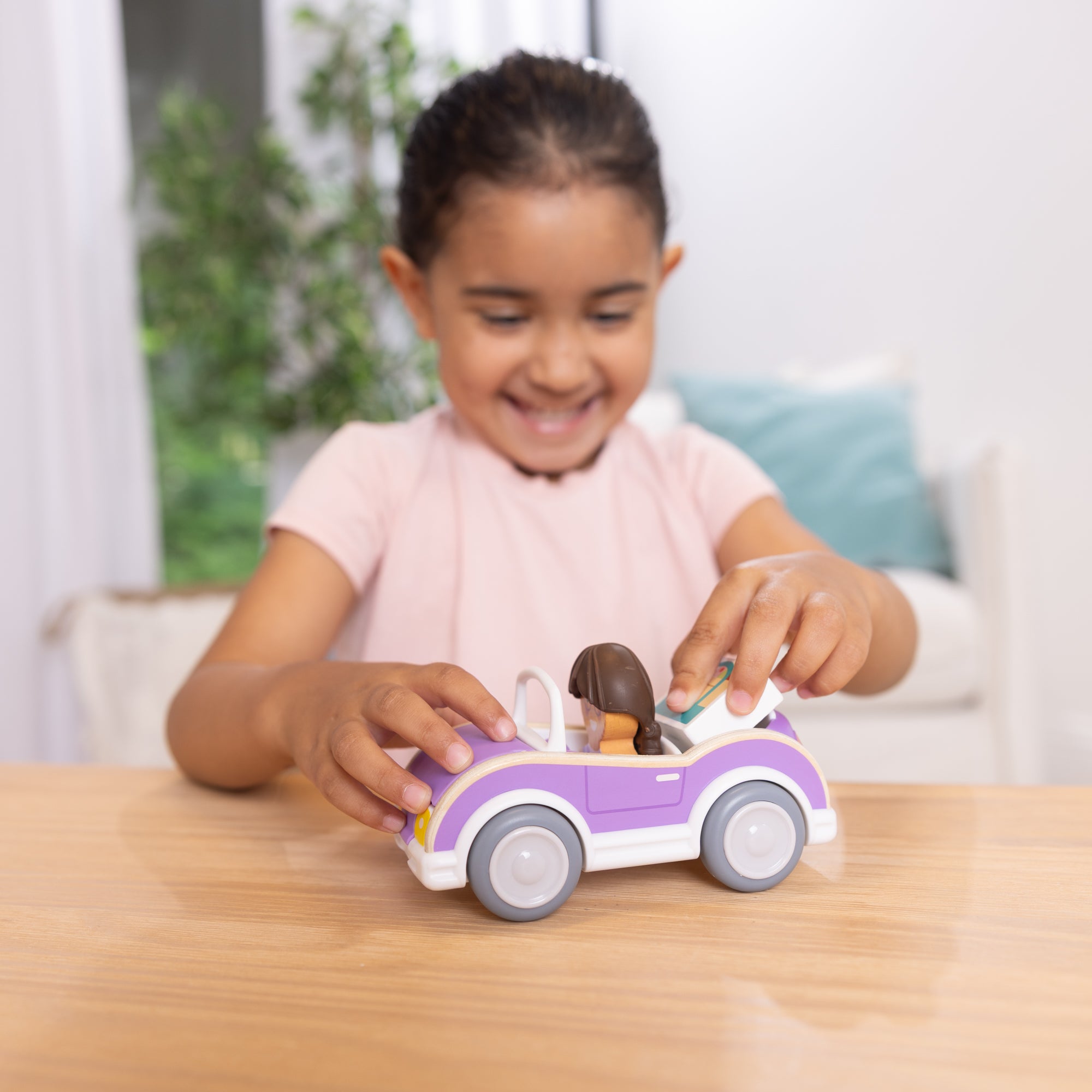 Cheery Lane™ Vehicle & Girl - Image 2
