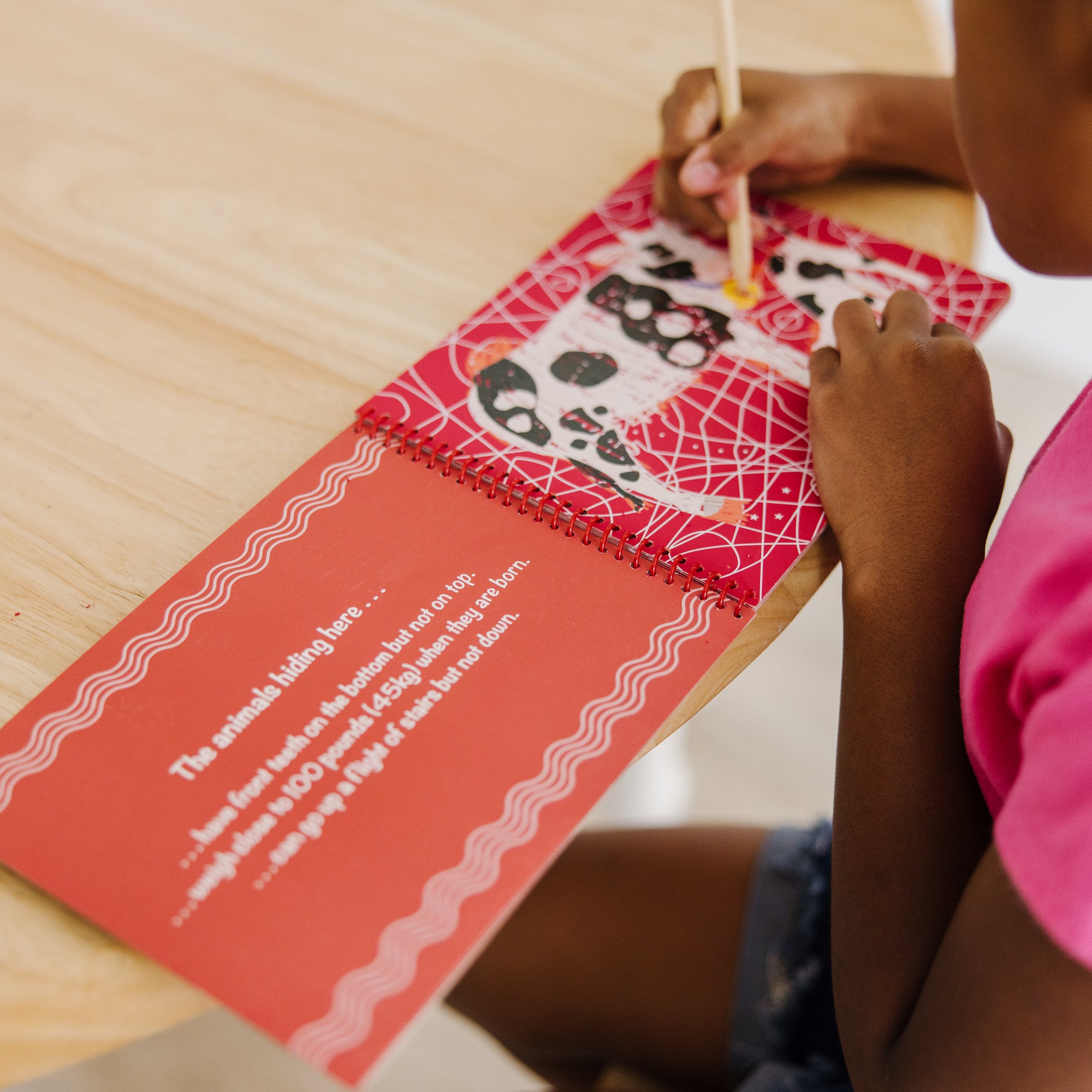 On the Go Scratch Art Color Reveal Pad - Animal Families - Image 9