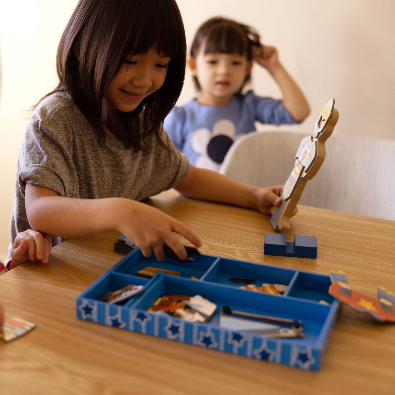 Billy Magnetic Dress-Up Set - Image 6