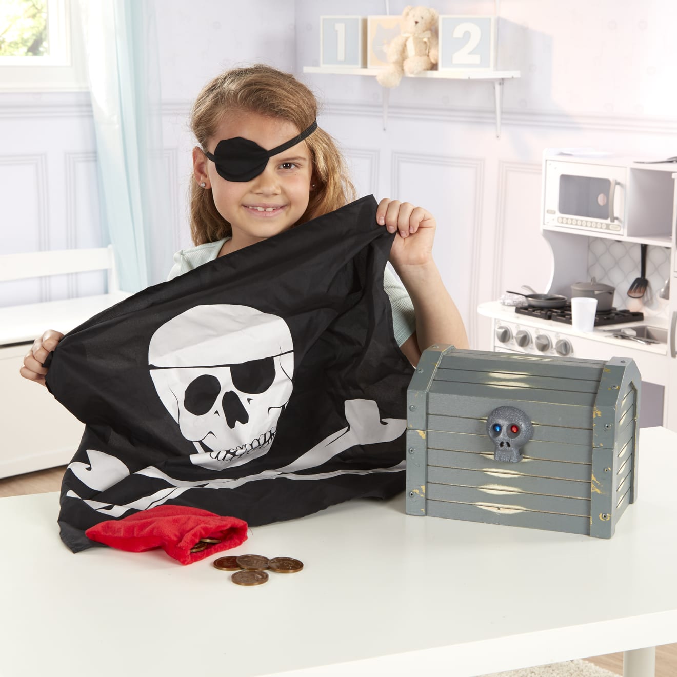 Wooden Pirate Chest - Image 6