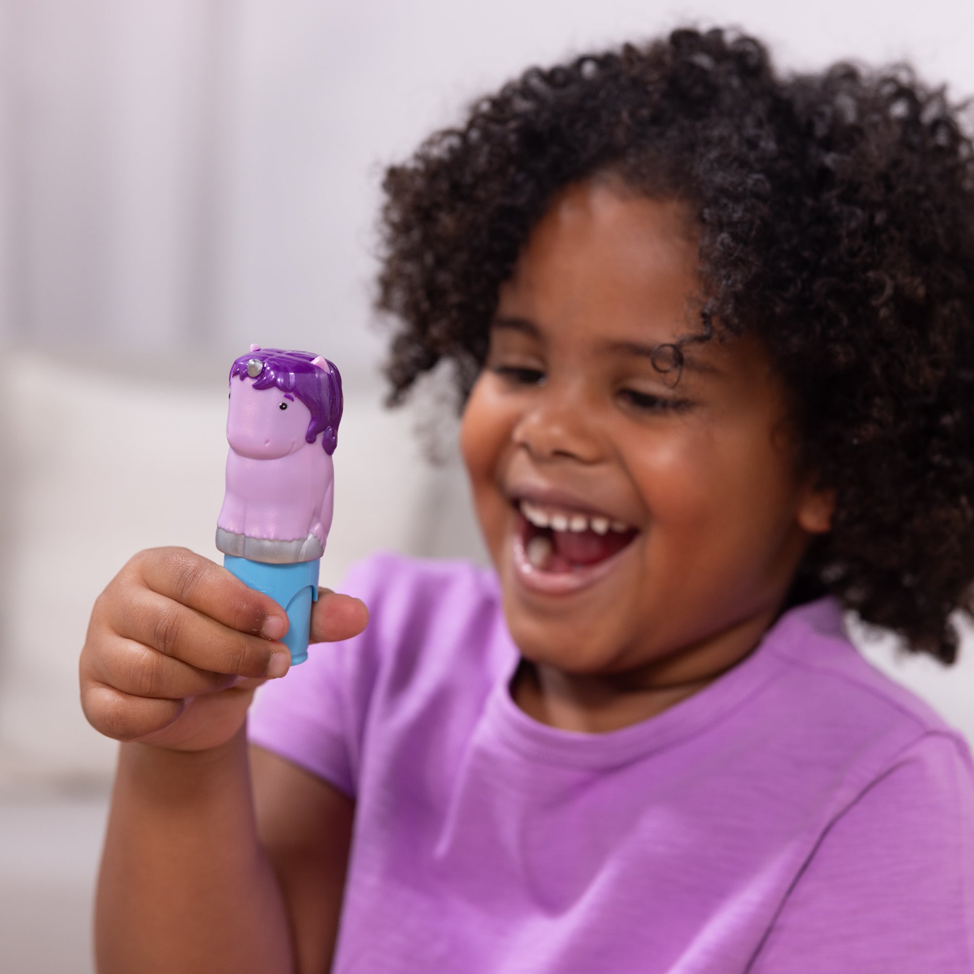 Sticker WOW!™ Activity Pad & Sticker Stamper - Purple Unicorn - Image 5