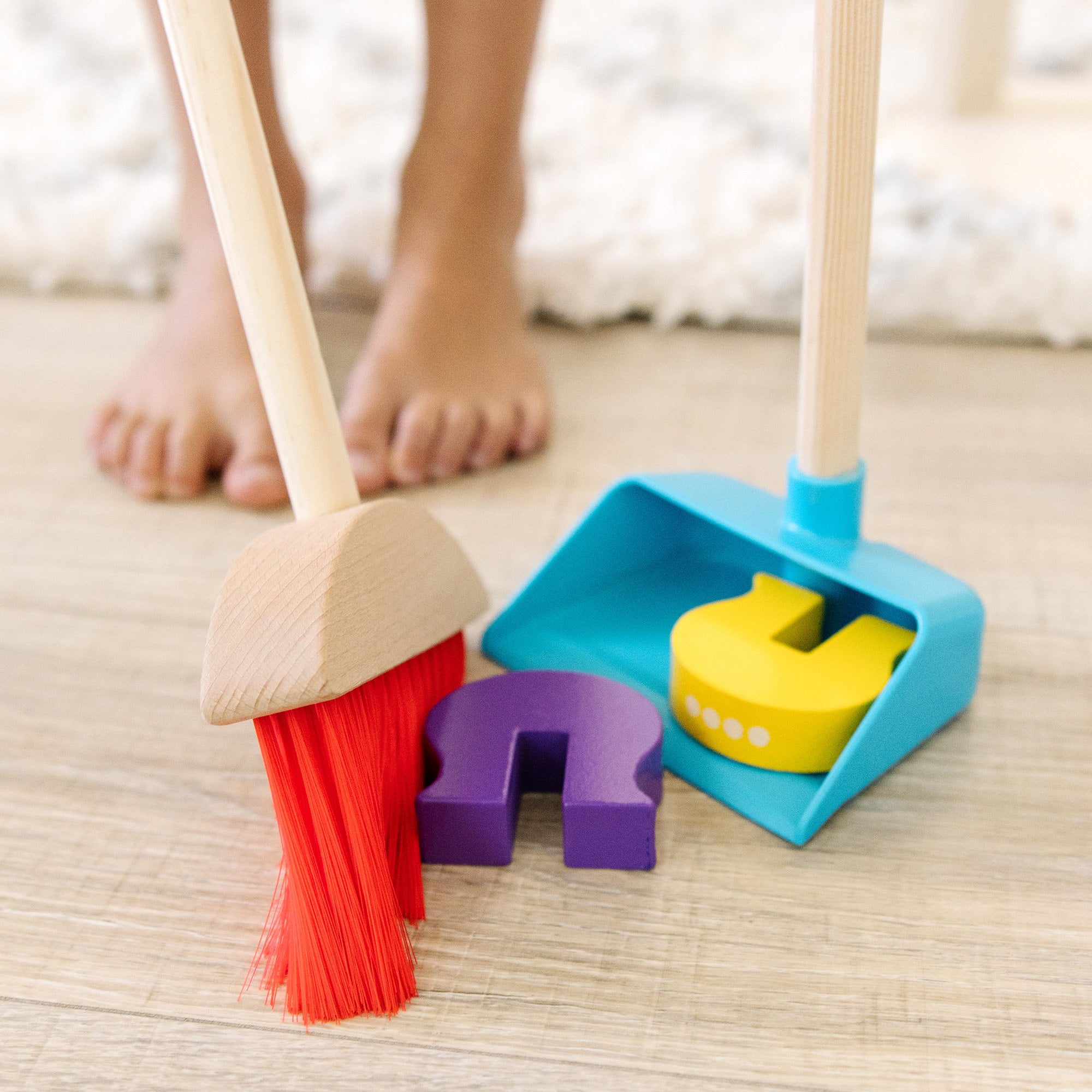 Deluxe Sparkle & Shine Cleaning Set - Image 3